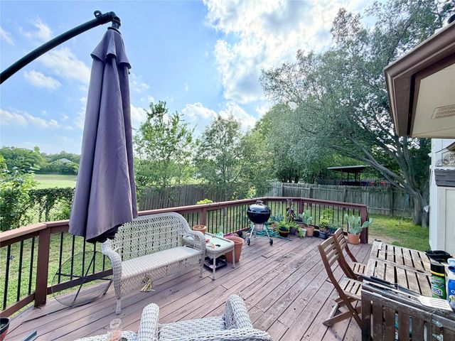 2805 Feathercrest DR, Austin, TX 78728