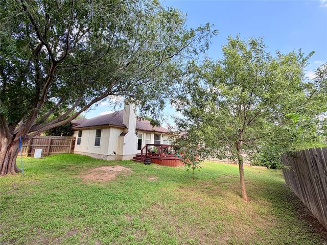 2805 Feathercrest DR, Austin, TX 78728