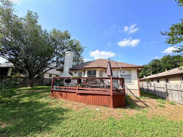 2805 Feathercrest DR, Austin, TX 78728