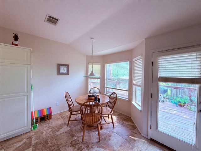 2805 Feathercrest DR, Austin, TX 78728