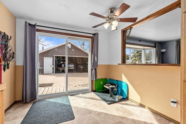 2402 S MADISON STREET, Appleton, WI 54915