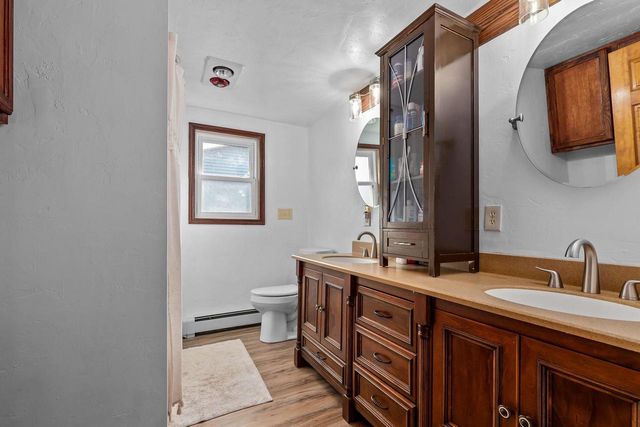 2402 S MADISON STREET, Appleton, WI 54915