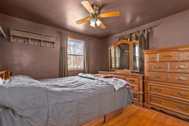 2402 S MADISON STREET, Appleton, WI 54915