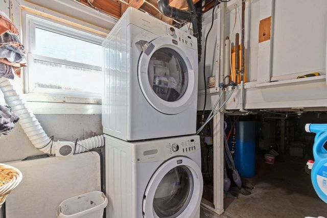 2402 S MADISON STREET, Appleton, WI 54915