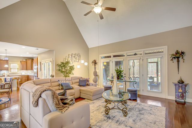 65 Fox Hall Crossing W, Senoia, GA 30276