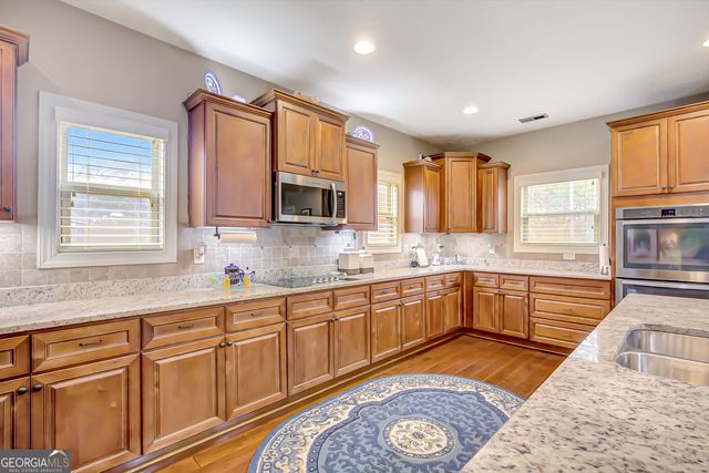 65 Fox Hall Crossing W, Senoia, GA 30276