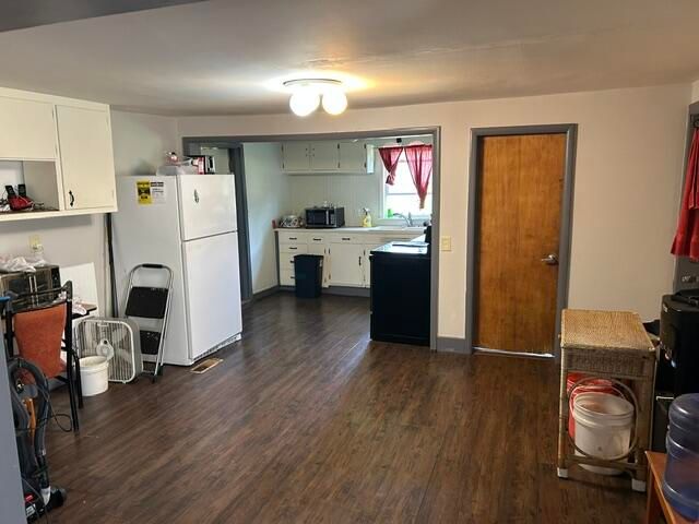 1984 Greenly Avenue, Benton Charter Twp, MI 49022