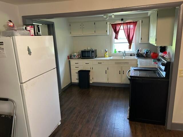 1984 Greenly Avenue, Benton Charter Twp, MI 49022