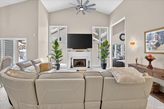 17916 Ashmont Place, South Bend, IN 46635