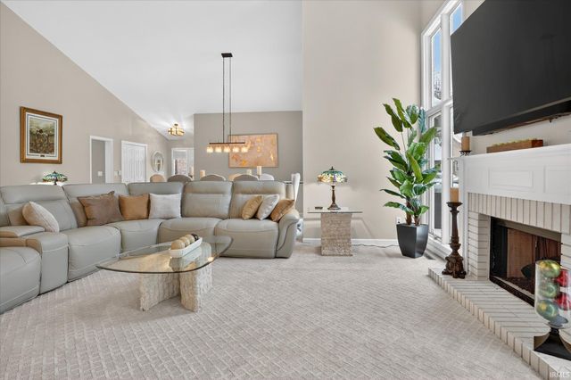 17916 Ashmont Place, South Bend, IN 46635