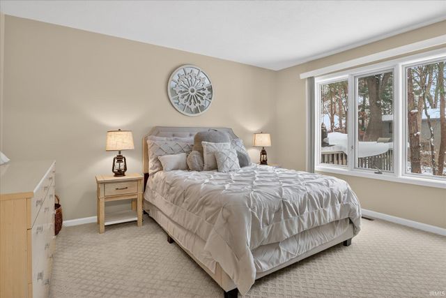 17916 Ashmont Place, South Bend, IN 46635