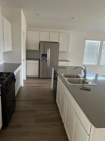 100 River Rise RD, Kyle, TX 78640