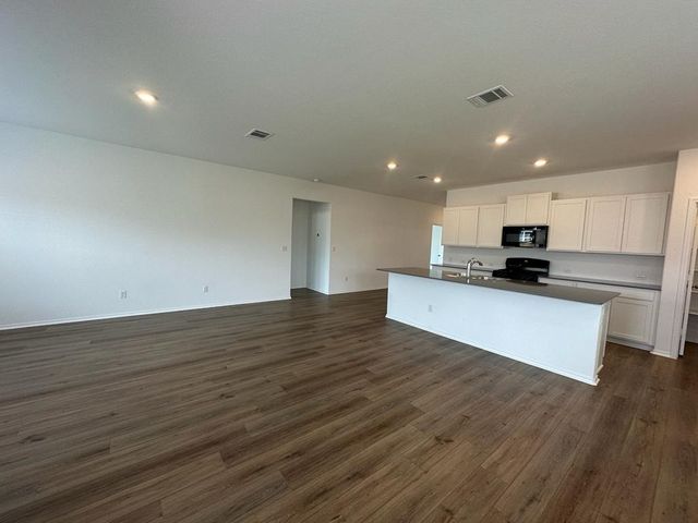 100 River Rise RD, Kyle, TX 78640