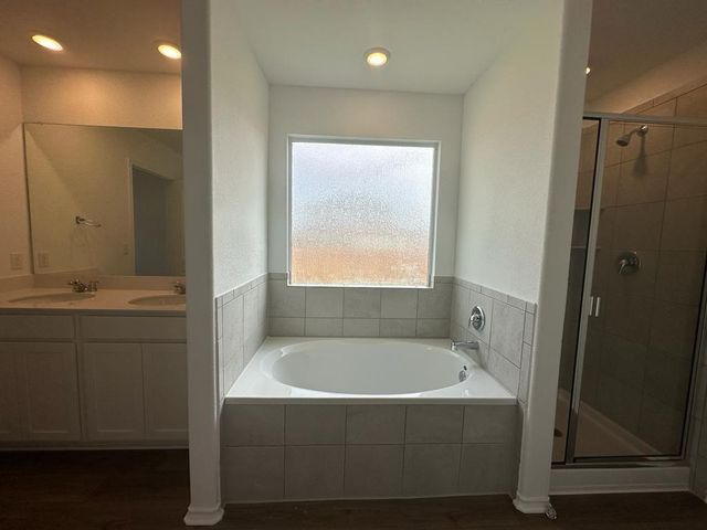 100 River Rise RD, Kyle, TX 78640