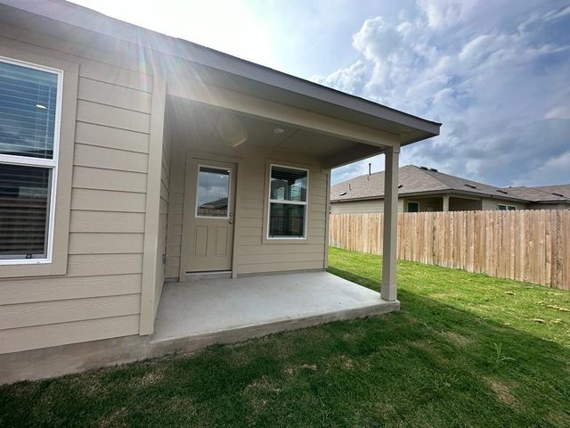 100 River Rise RD, Kyle, TX 78640