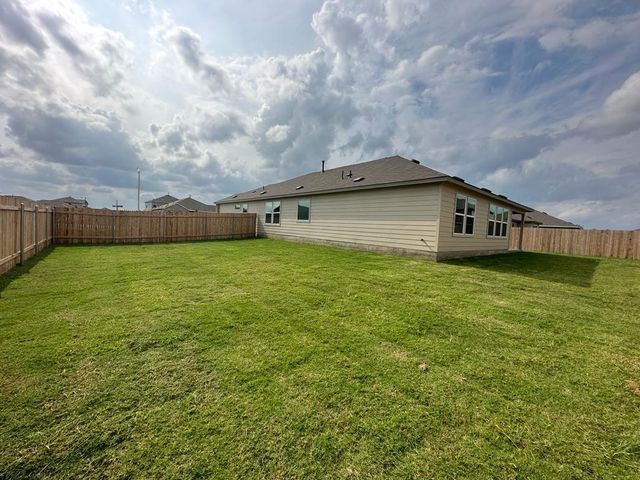 100 River Rise RD, Kyle, TX 78640