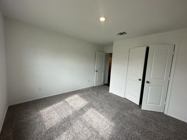 100 River Rise RD, Kyle, TX 78640