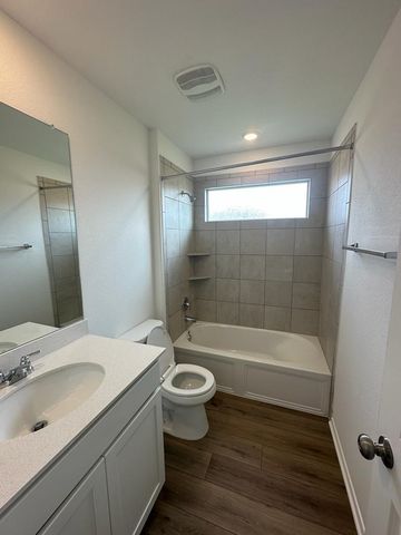 100 River Rise RD, Kyle, TX 78640