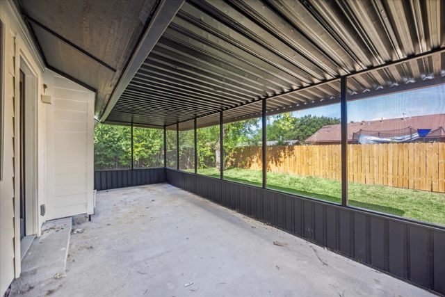 6411 Sandshof DR, Austin, TX 78724