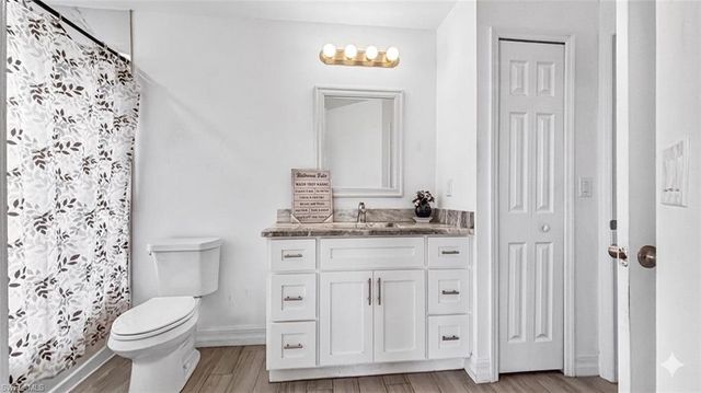 2917 12th ST SW, Lehigh Acres, FL 33976