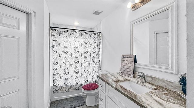 2917 12th ST SW, Lehigh Acres, FL 33976