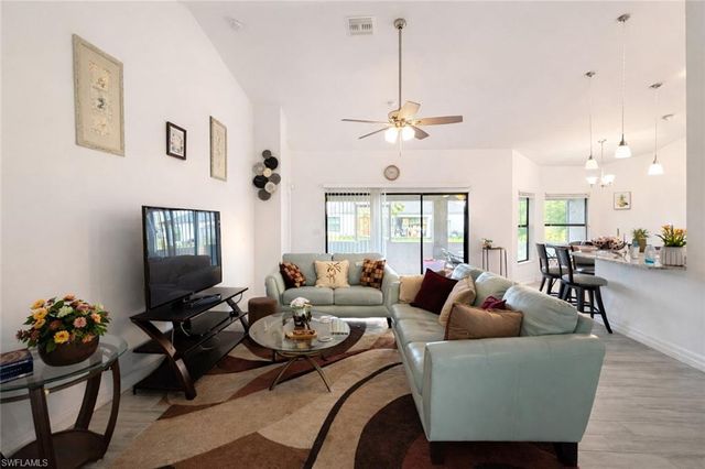 2917 12th ST SW, Lehigh Acres, FL 33976