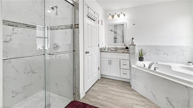 2917 12th ST SW, Lehigh Acres, FL 33976