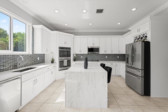 11158 Mainsail Court, Wellington, FL 33449
