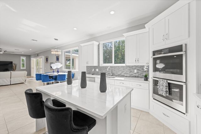 11158 Mainsail Court, Wellington, FL 33449