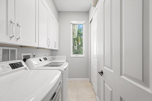 11158 Mainsail Court, Wellington, FL 33449