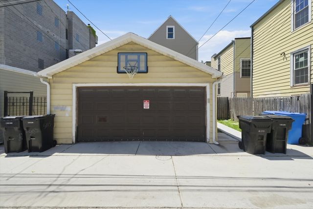5117 N Western Avenue, Chicago, IL 60625