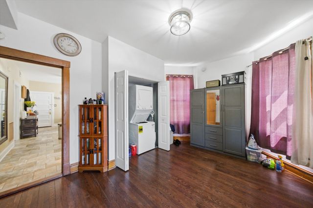 5117 N Western Avenue, Chicago, IL 60625