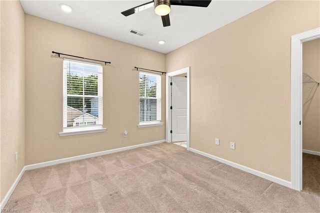 945 Gordon AVE, Norfolk, VA 23504