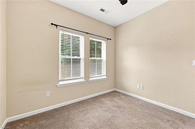 945 Gordon AVE, Norfolk, VA 23504