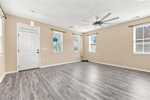 945 Gordon AVE, Norfolk, VA 23504