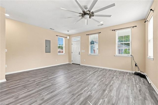 945 Gordon AVE, Norfolk, VA 23504