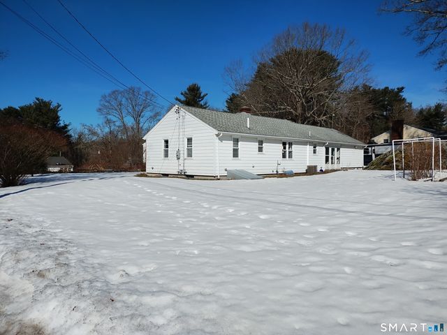 21 Emond Street, Putnam, CT 06260