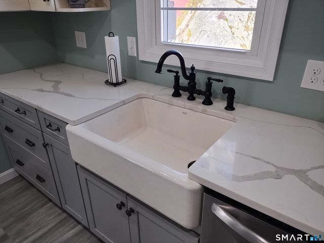 21 Emond Street, Putnam, CT 06260