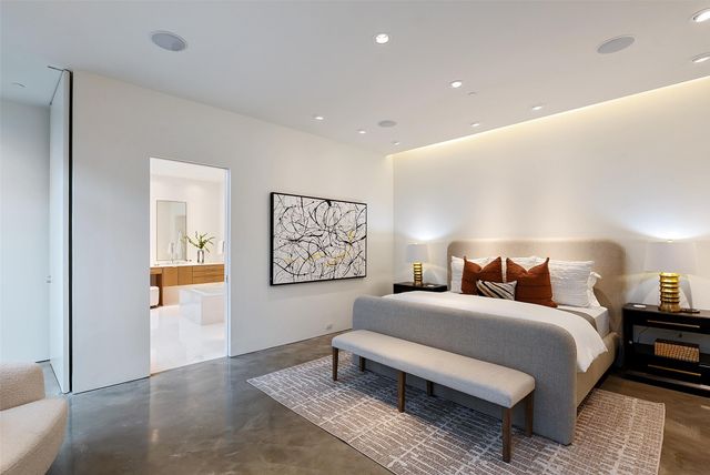 3740 Holland Avenue 3B, Dallas, TX 75219