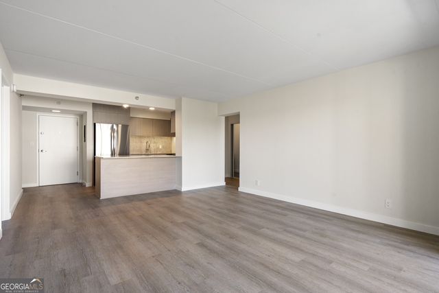 2460 Peachtree Road NE 1409, Atlanta, GA 30305
