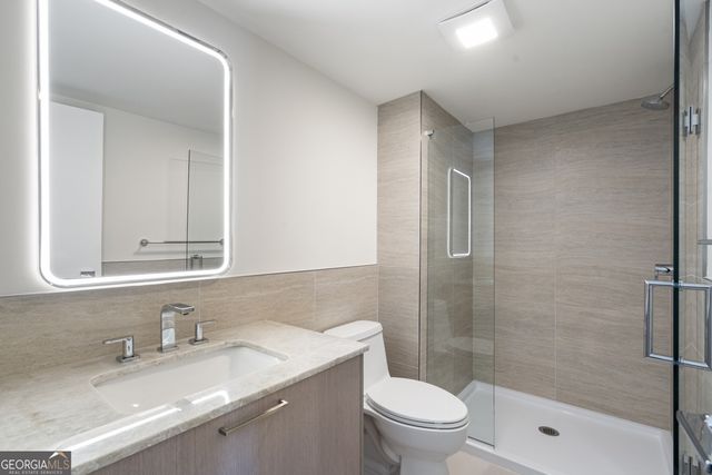 2460 Peachtree Road NE 1409, Atlanta, GA 30305