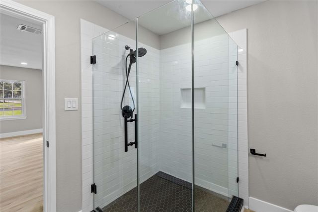 820 18th Avenue N, Texas City, TX 77590