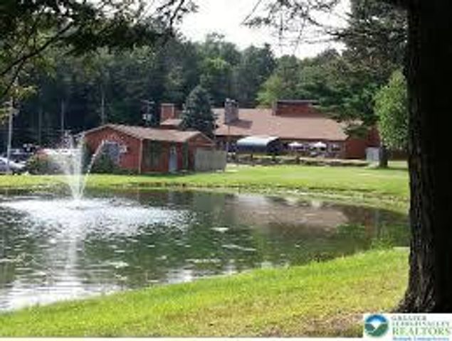 Raccoon Court, Lehman Twp, PA 18324