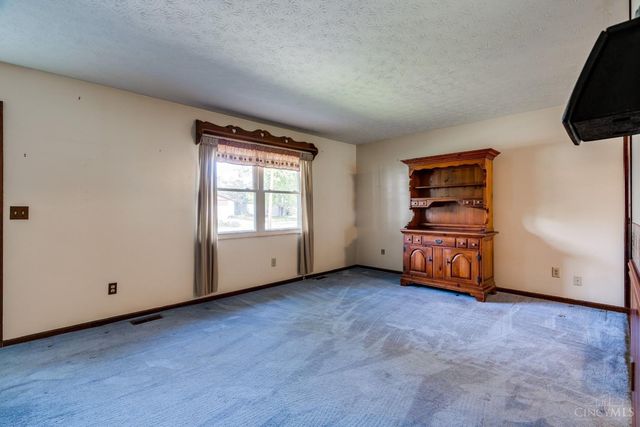 5625 Lake Michigan Drive, Fairfield, OH 45014