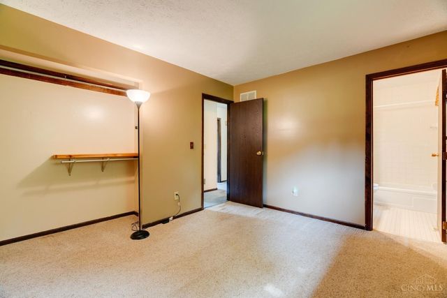 5625 Lake Michigan Drive, Fairfield, OH 45014
