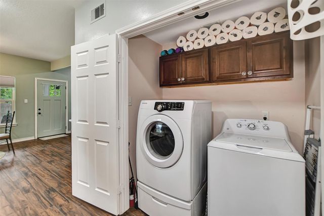 12511 Gulf Coast Dr, Willis, TX 77378