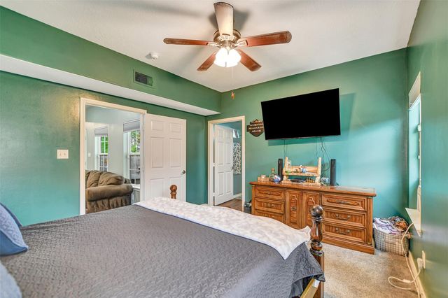 12511 Gulf Coast Dr, Willis, TX 77378