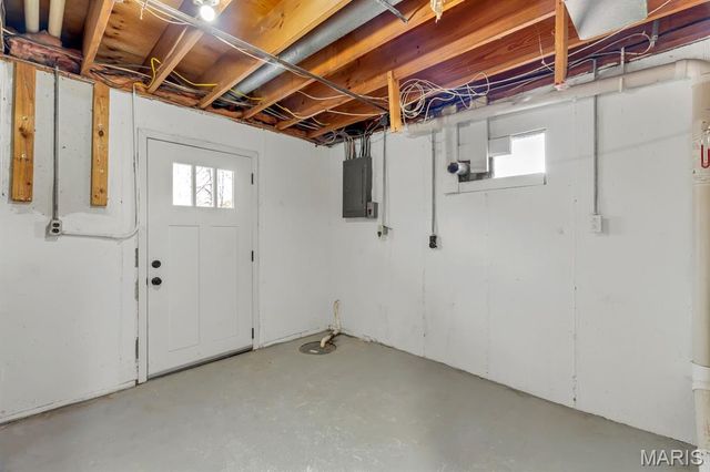 208 Corral Trail, Ellisville, MO 63011