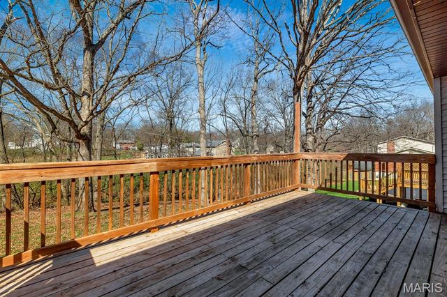 208 Corral Trail, Ellisville, MO 63011