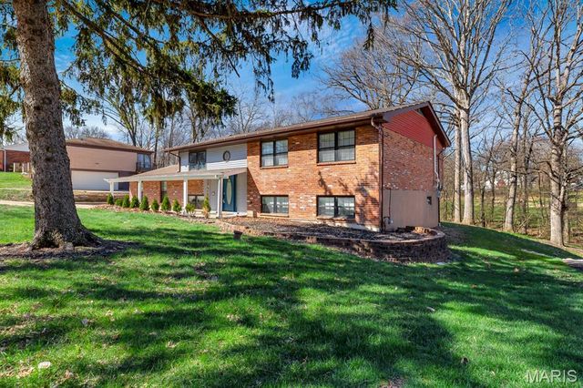 208 Corral Trail, Ellisville, MO 63011